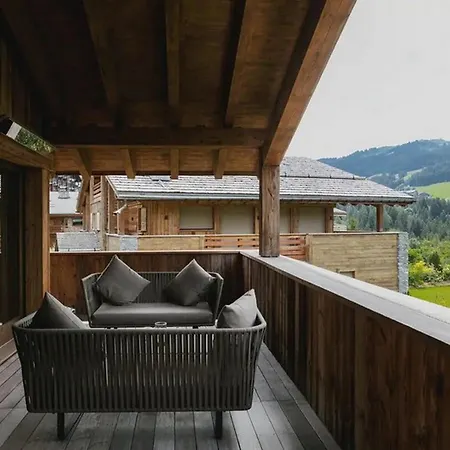 6br Stunning Chalet Pool&cinema Villa *